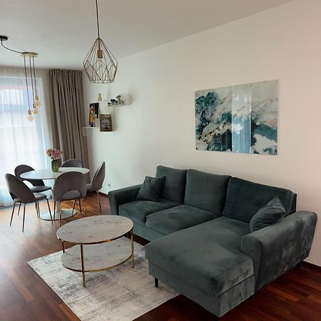 Apartman Palma - 15 Min Od Centra Prahy Prága Kültér fotó