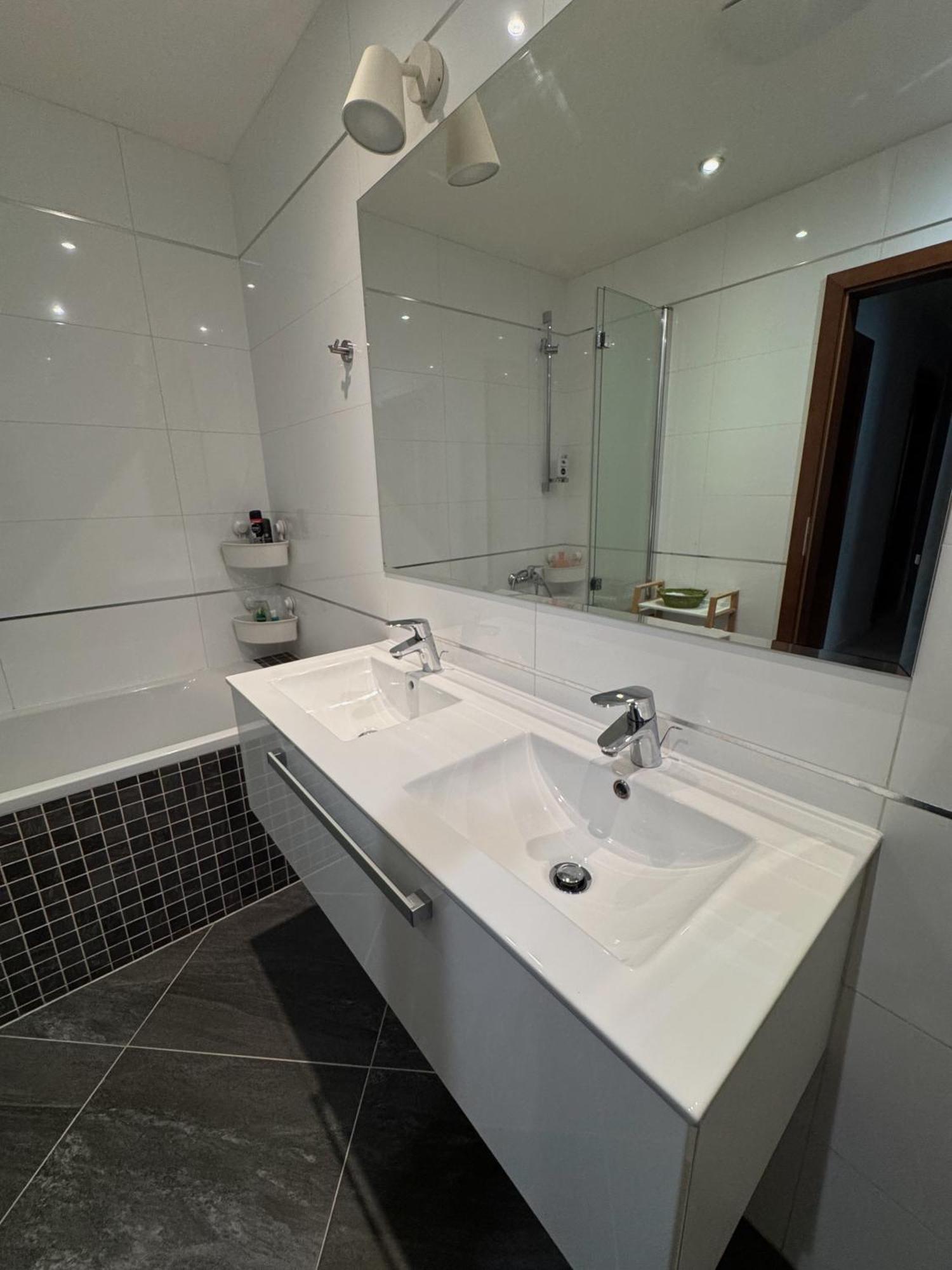 Apartman Palma - 15 Min Od Centra Prahy Prága Kültér fotó